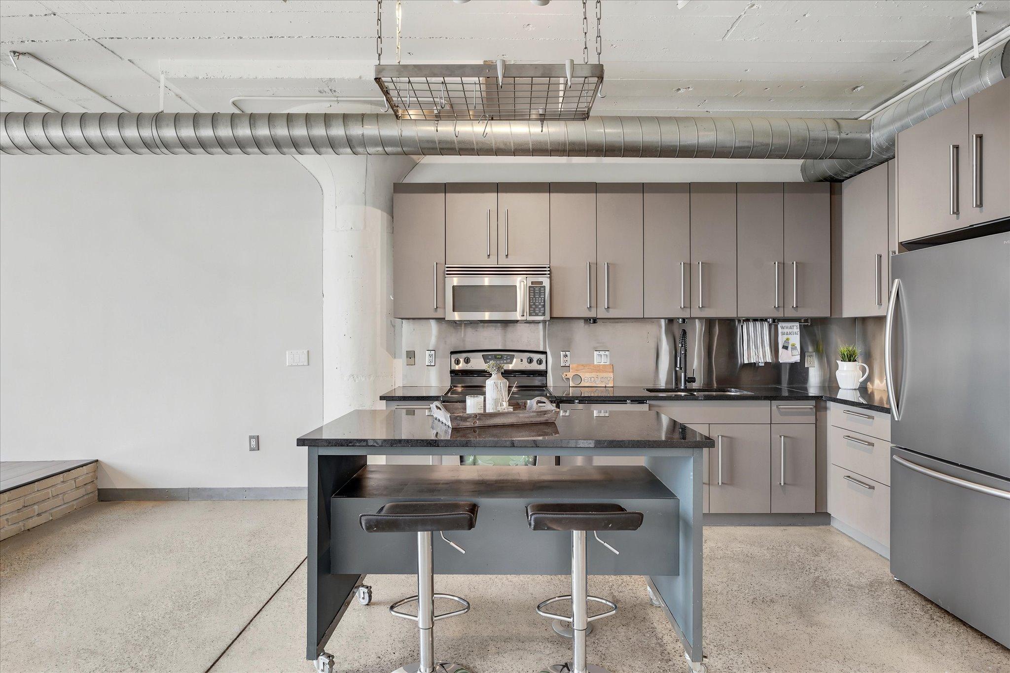 2929 Chicago Avenue, Unit 1002 Minneapolis, MN 55407 - Photo 13 of 59