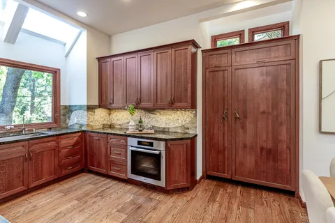 $1,695,000 | 128 Los Trancos Circle, Portola Valley, CA 94028