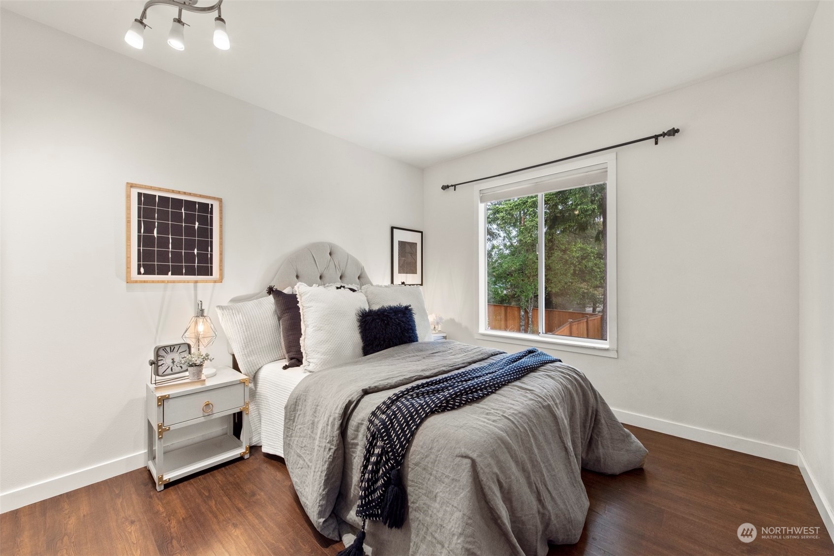 3545 252nd Place Southeast Sammamish, WA 98029 - Photo 20 of 31 a bedroom with a bed and a window