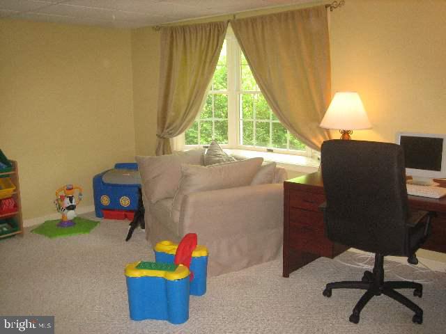 1924 Deer Path Road Harrisburg, PA 17110 - Photo 10 of 12 Gallery Image 10