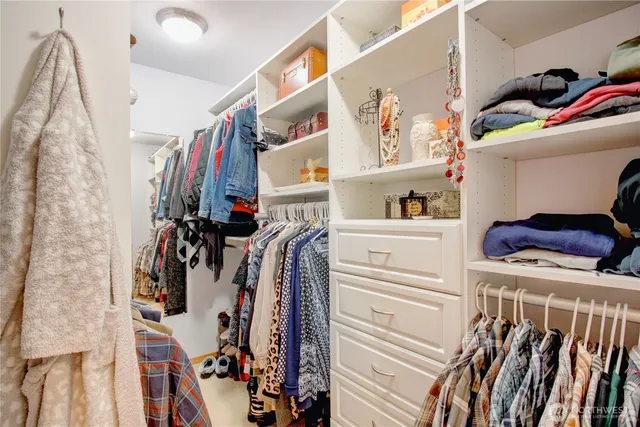 $975,000 | 42885 Rivers Edge Court, Concrete, WA 98237