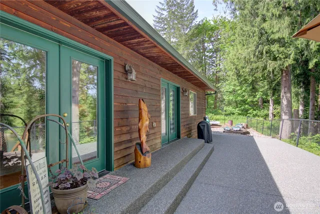 $975,000 | 42885 Rivers Edge Court, Concrete, WA 98237