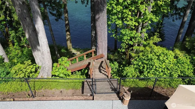 $975,000 | 42885 Rivers Edge Court, Concrete, WA 98237