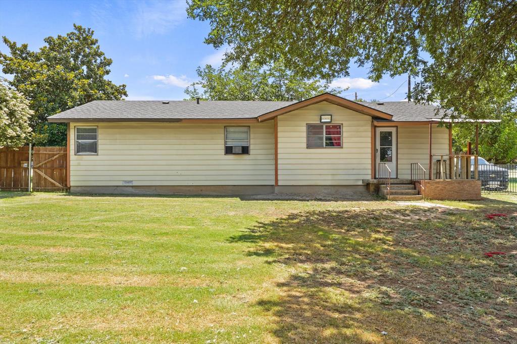 1100 North Church Street Decatur, TX 76234 - Photo 13 of 14