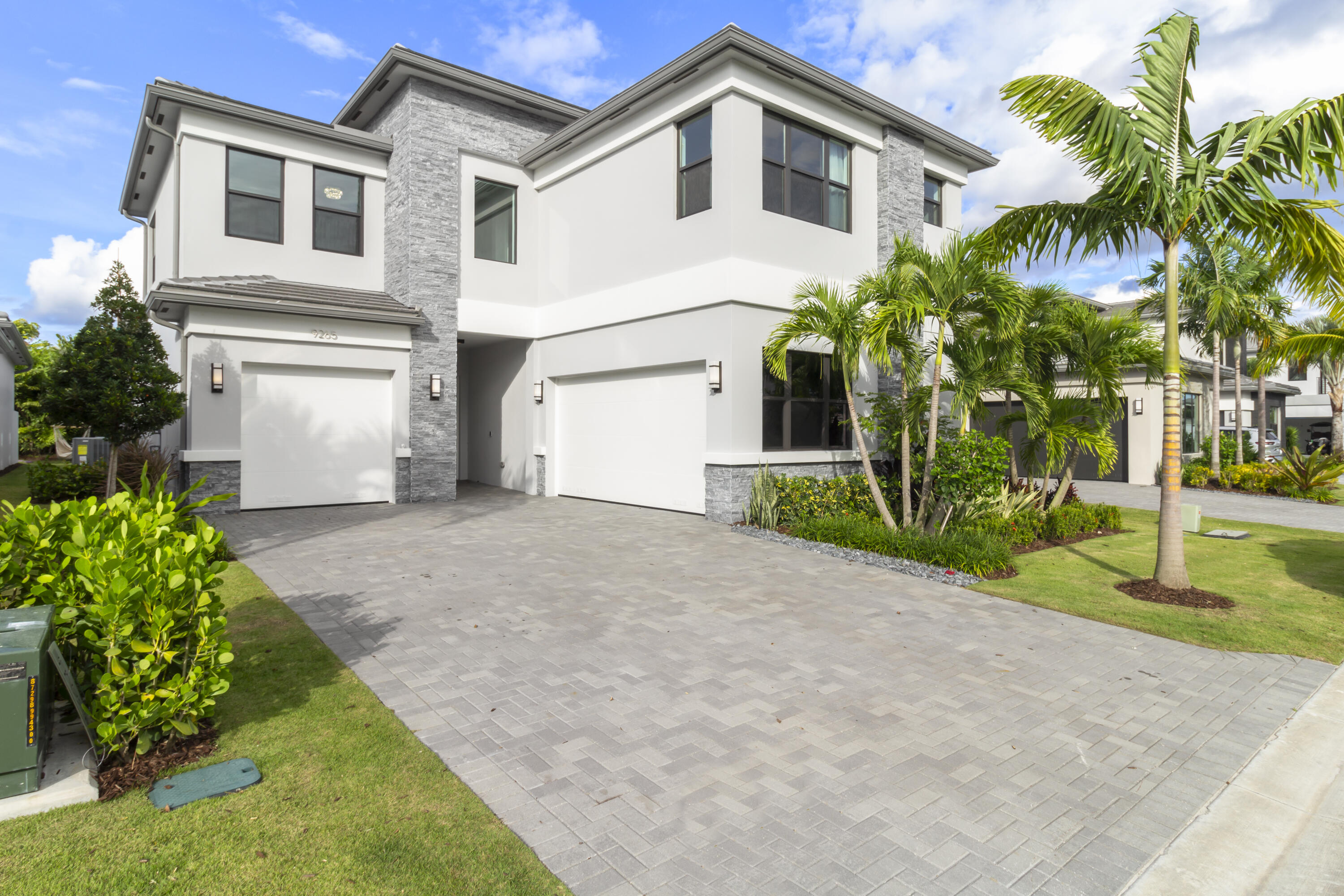 9265 Sunflower Mdw Road Boca Raton, FL 33434 - Photo 4 of 85 IMG_7715