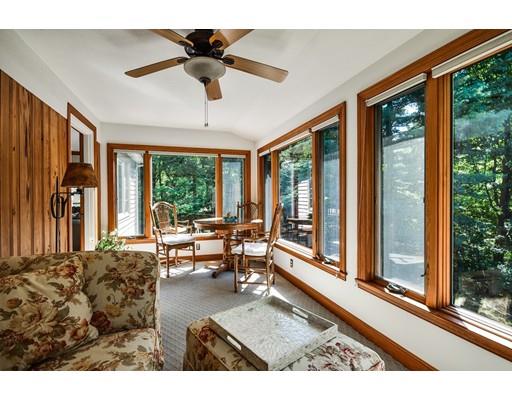 73 Crest Road Wellesley, MA 02482 - Photo 11 of 29