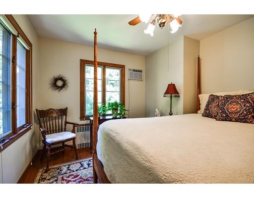 73 Crest Road Wellesley, MA 02482 - Photo 12 of 29