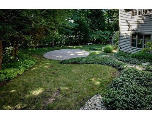 73 Crest Road Wellesley, MA 02482 - Photo 25 of 29