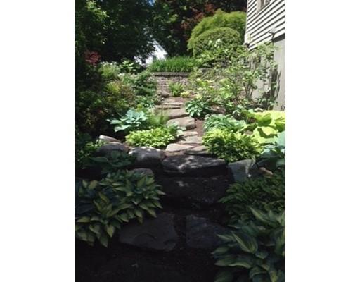 73 Crest Road Wellesley, MA 02482 - Photo 27 of 29