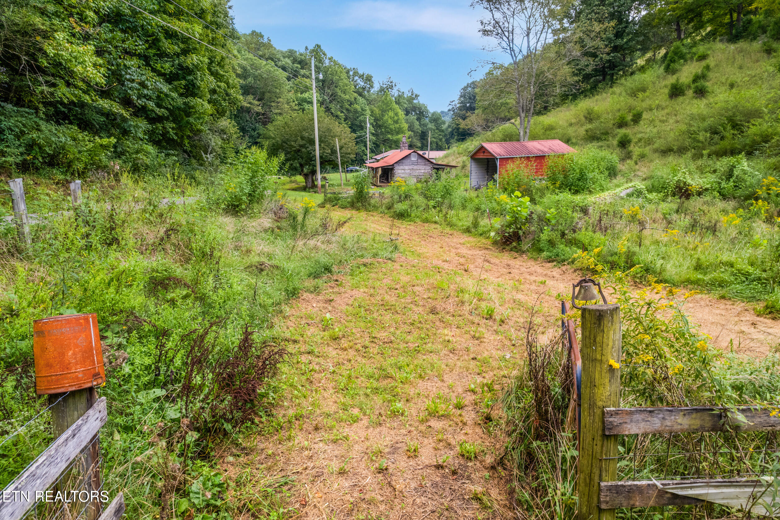 323 Vannoy Road Tazewell, TN 37879 - Photo 13 of 43 013