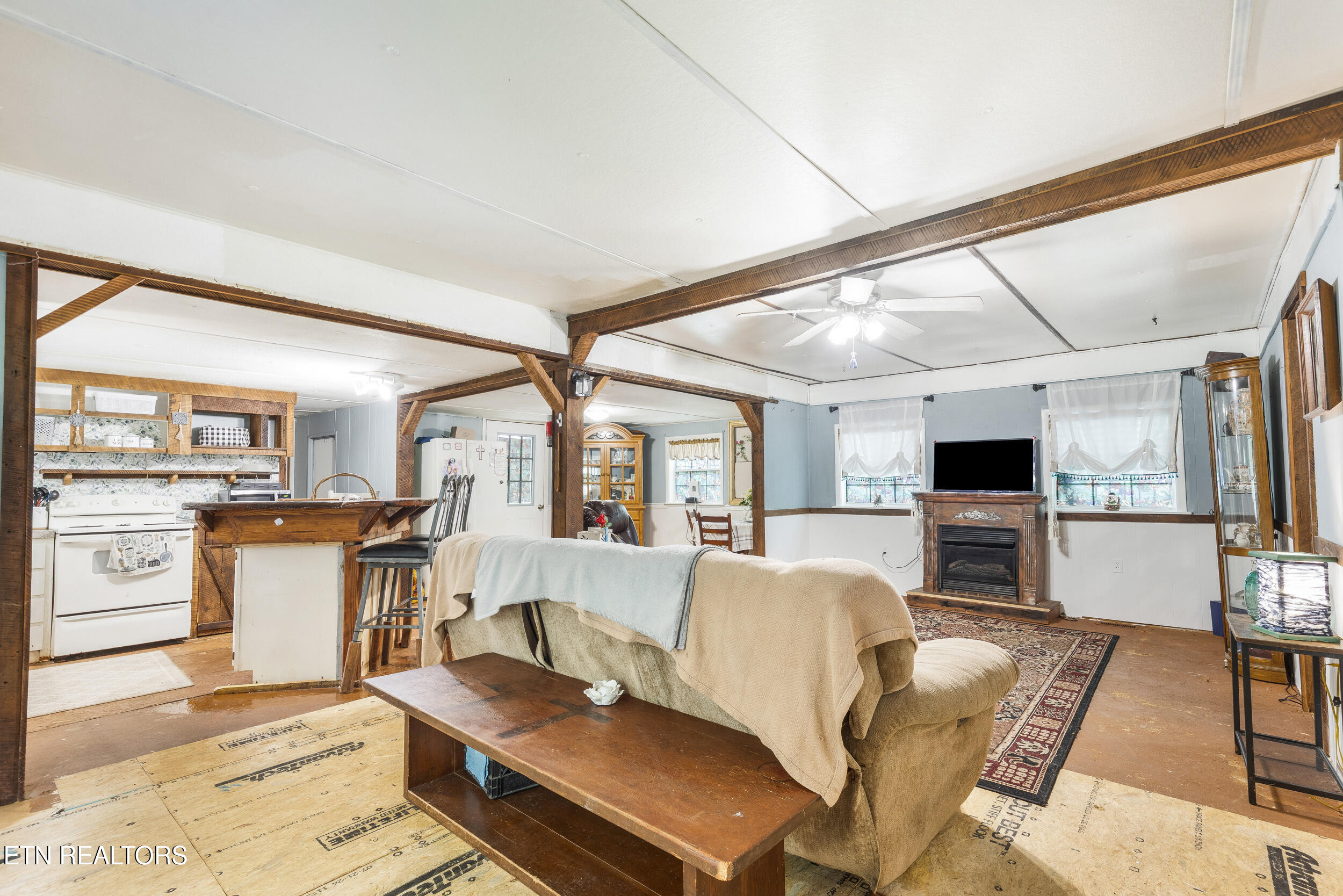 323 Vannoy Road Tazewell, TN 37879 - Photo 28 of 43 024