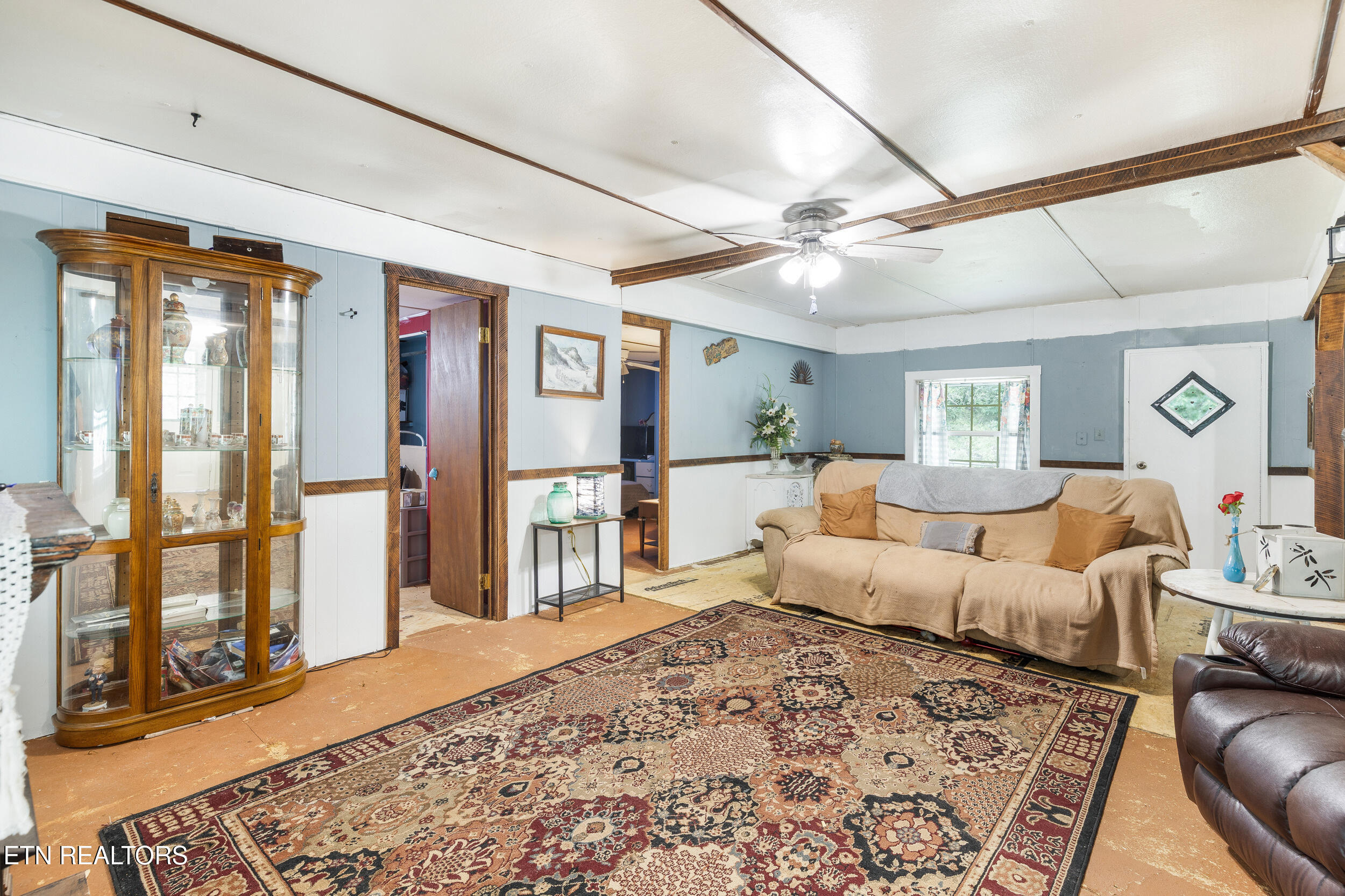 323 Vannoy Road Tazewell, TN 37879 - Photo 31 of 43 027