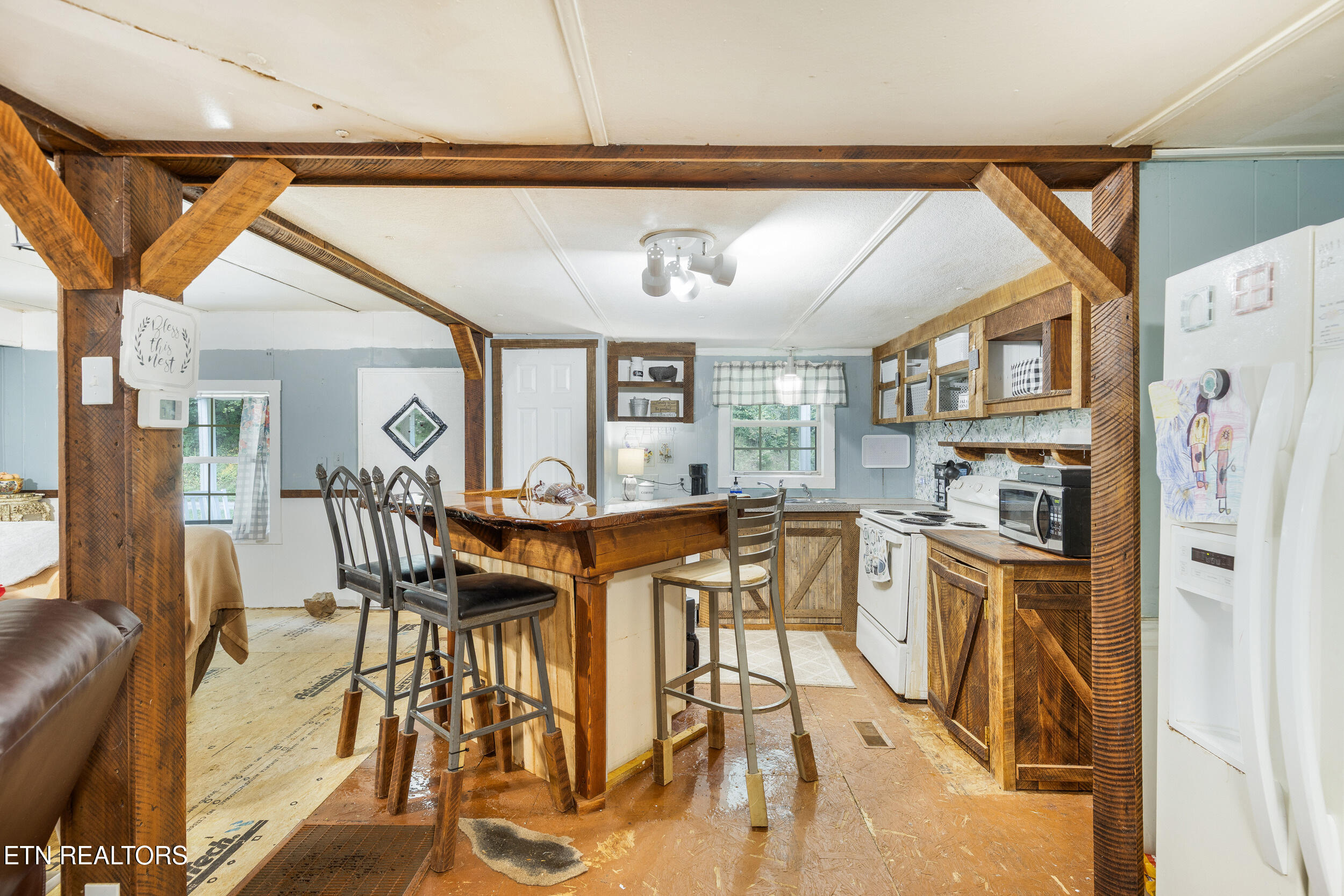 323 Vannoy Road Tazewell, TN 37879 - Photo 37 of 43 033