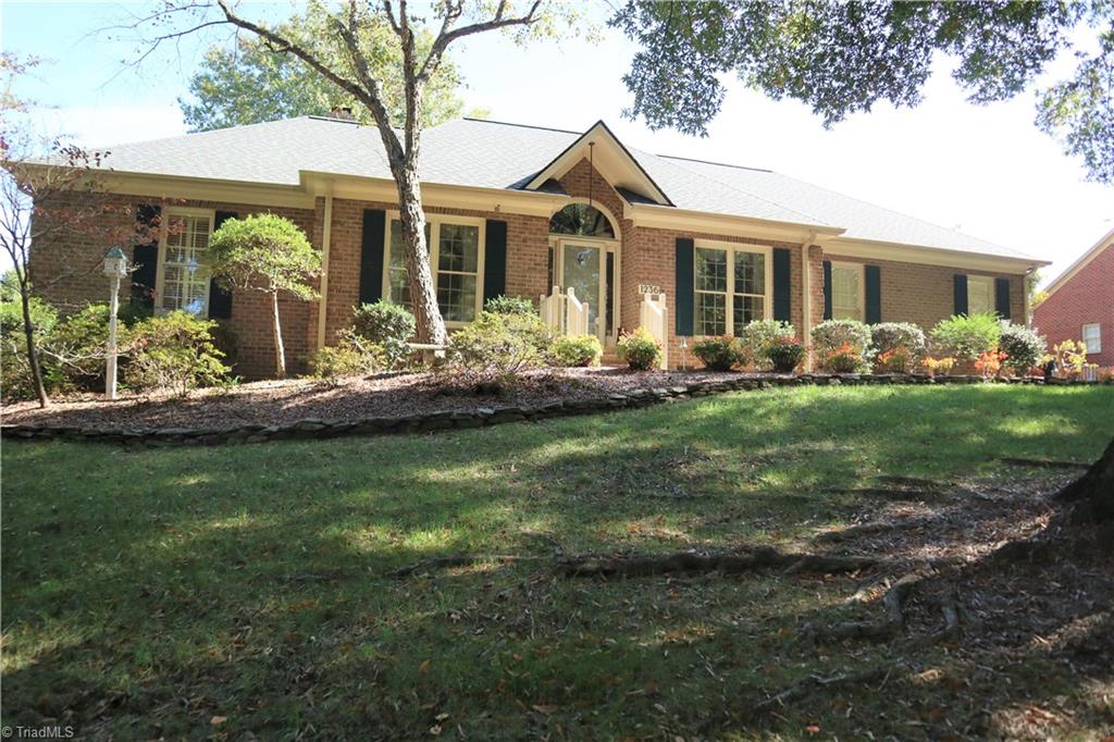 1236 Gatehouse Road High Point, NC 27262 - Photo 10 of 17 Nice Exterior Front
