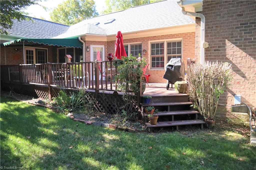 1236 Gatehouse Road High Point, NC 27262 - Photo 15 of 17 Large Deck with private backyard