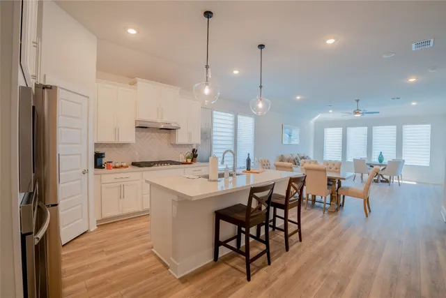 $2,800 | 215 Grand Canyon Way, Kyle, TX 78640