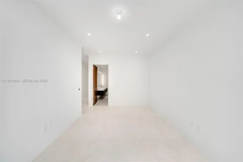 $48,000 | 5 Grove Isle Drive, Unit L402, Coconut Grove, FL 33133