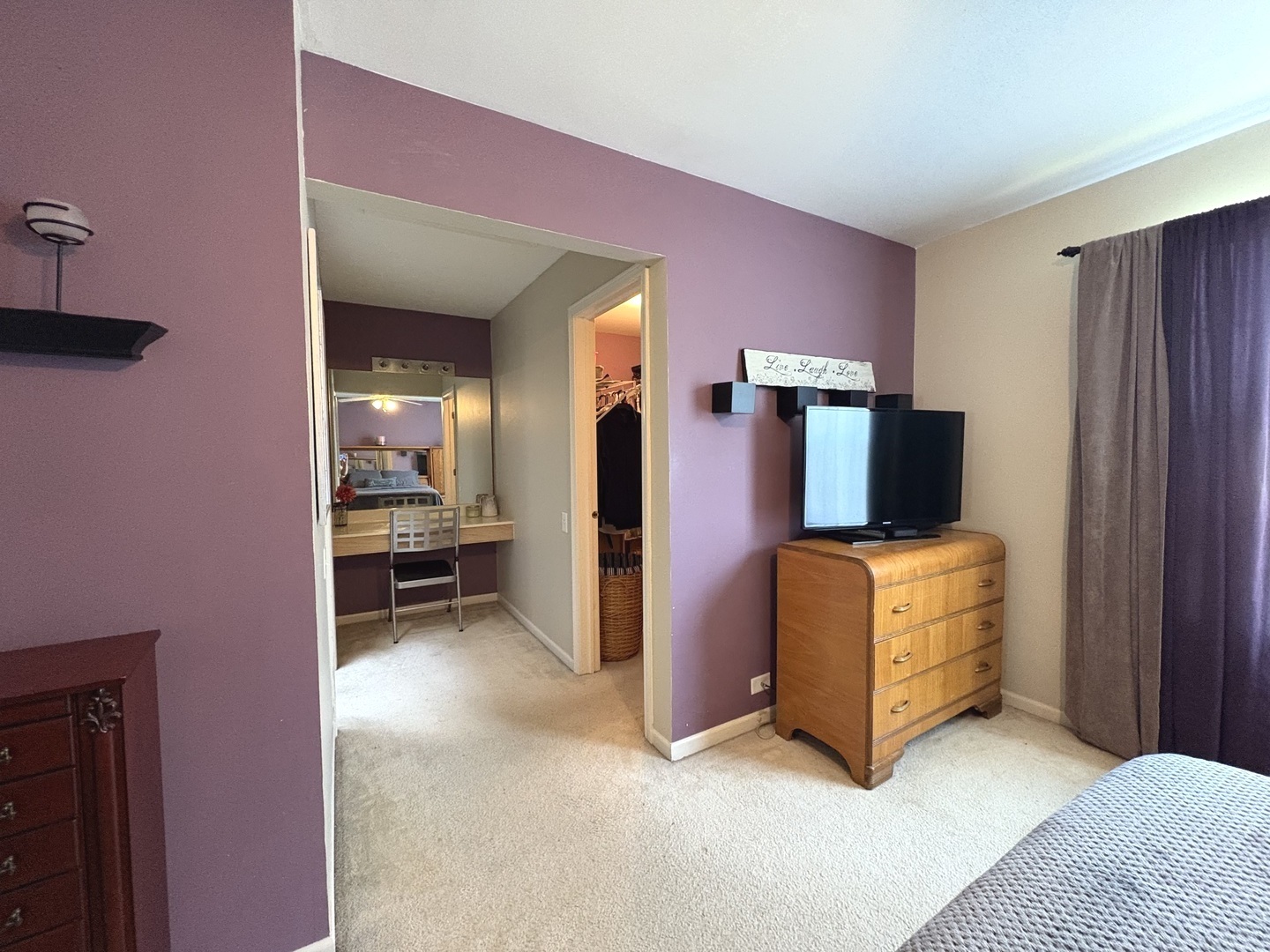 2038 College Green Drive Elgin, IL 60123 - Photo 11 of 21