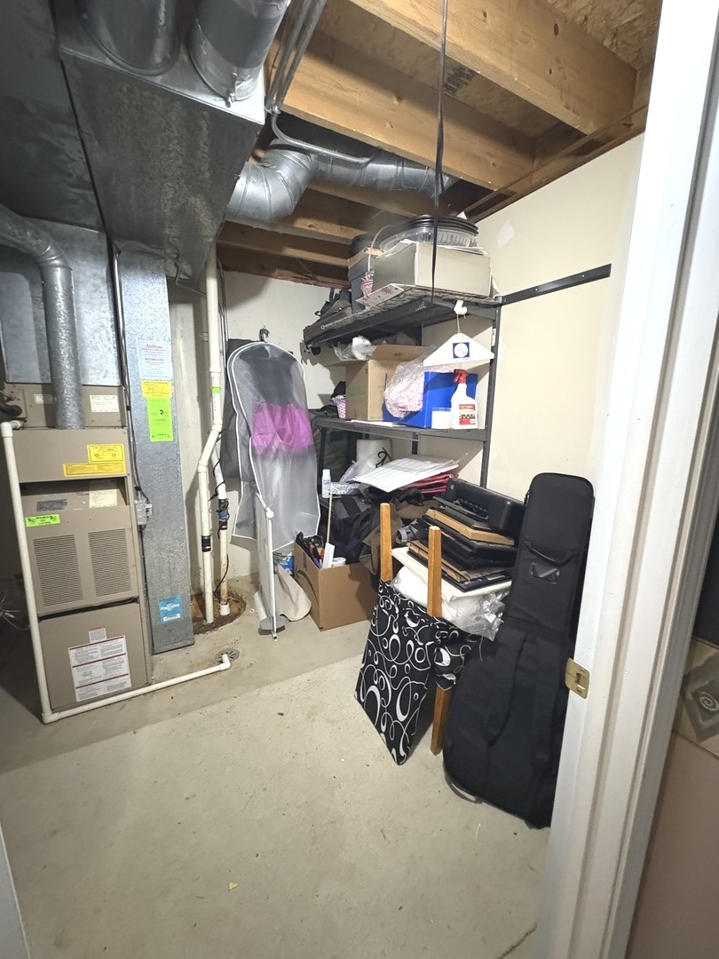 2038 College Green Drive Elgin, IL 60123 - Photo 21 of 21