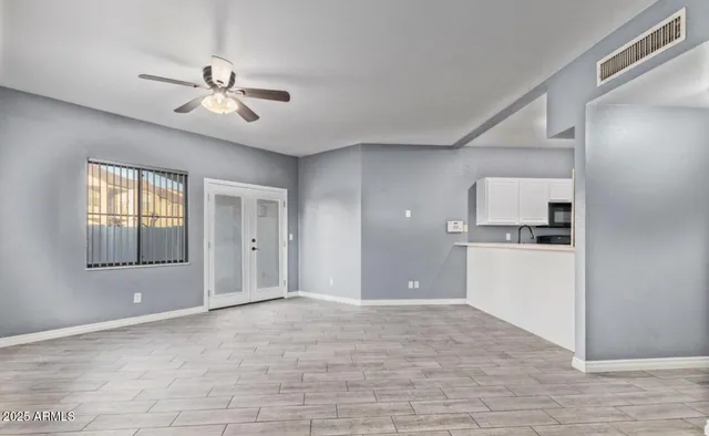 $1,900 | 280 South Elizabeth Way, Unit 14, Chandler, AZ 85225