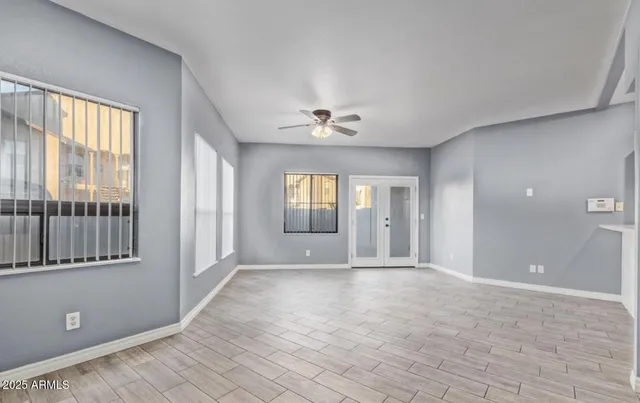 $1,900 | 280 South Elizabeth Way, Unit 14, Chandler, AZ 85225