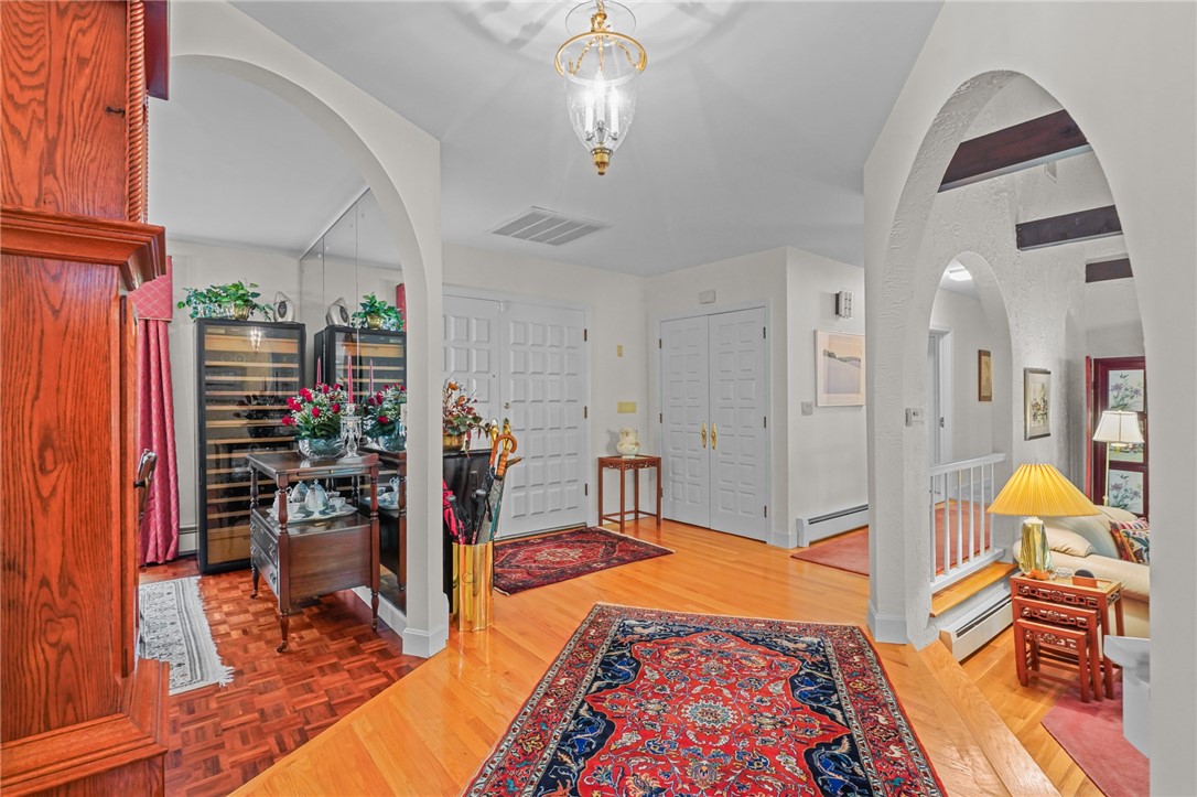 161 Gilbert Stuart Drive Warwick, RI 02818 - Photo 3 of 50