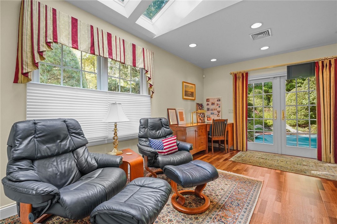 161 Gilbert Stuart Drive Warwick, RI 02818 - Photo 31 of 50