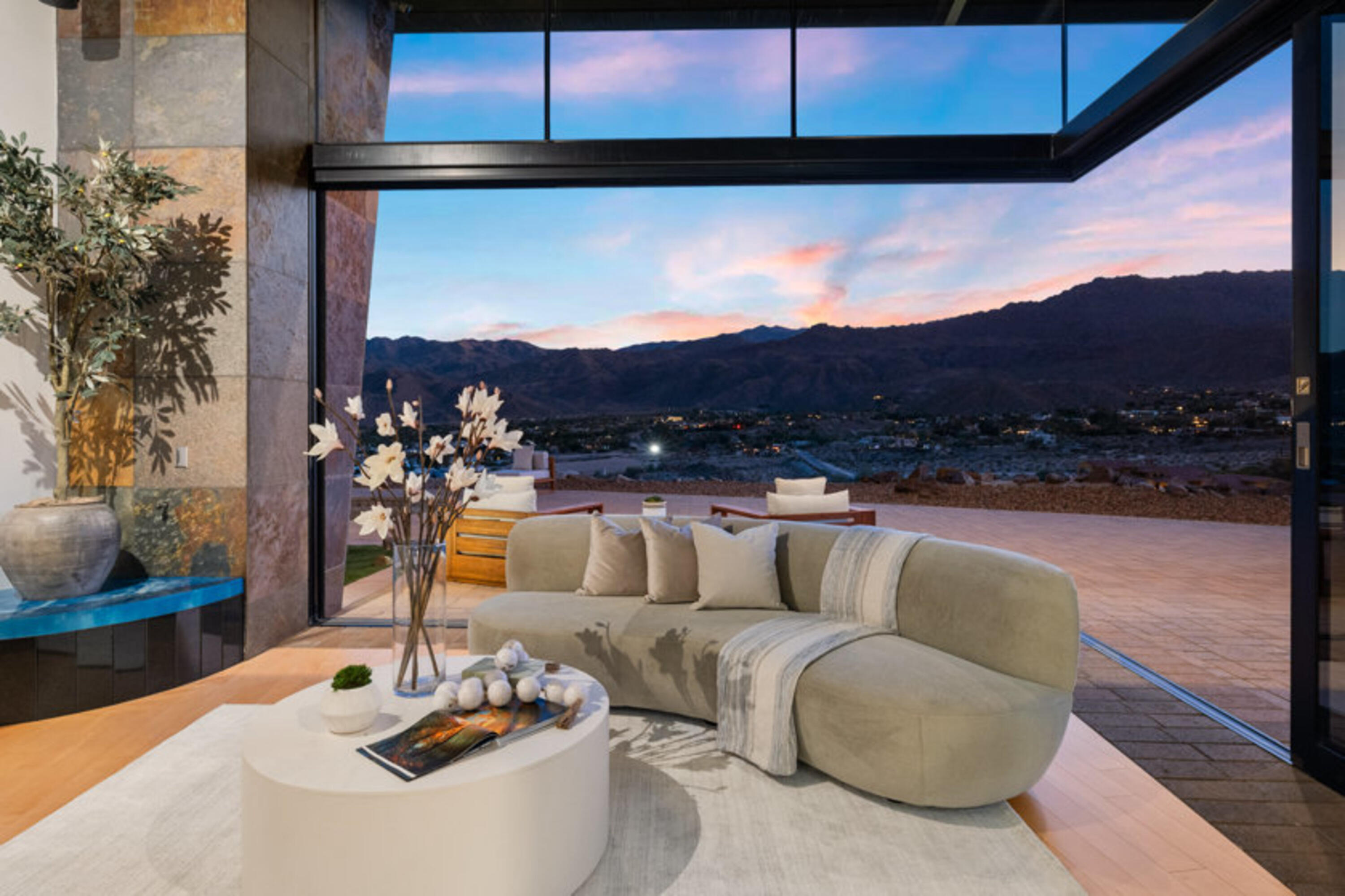 48710 Paisano Road Palm Desert, CA 92260 - Photo 47 of 102 047_65-print-am4a4132_680