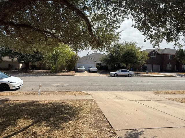 $2,100 | 808 Sunflower Drive, Pflugerville, TX 78660