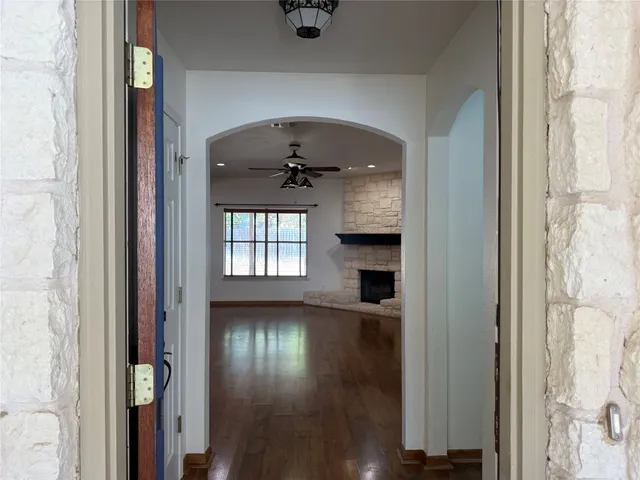 $2,100 | 808 Sunflower Drive, Pflugerville, TX 78660