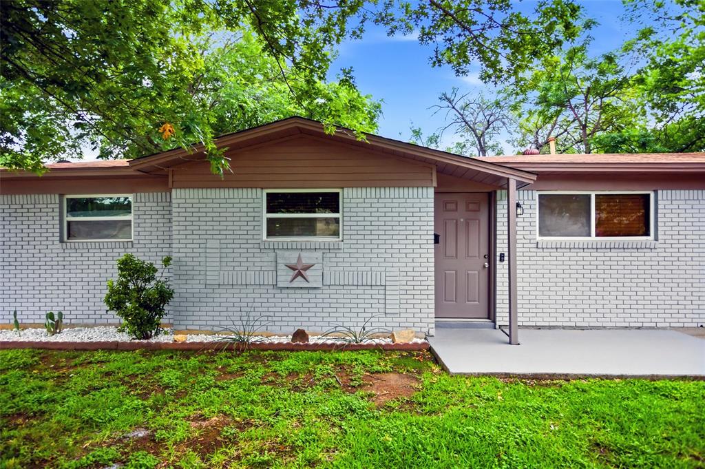 2004 Alan-A-Dale Road Arlington, TX 76013 - Photo 1 of 25