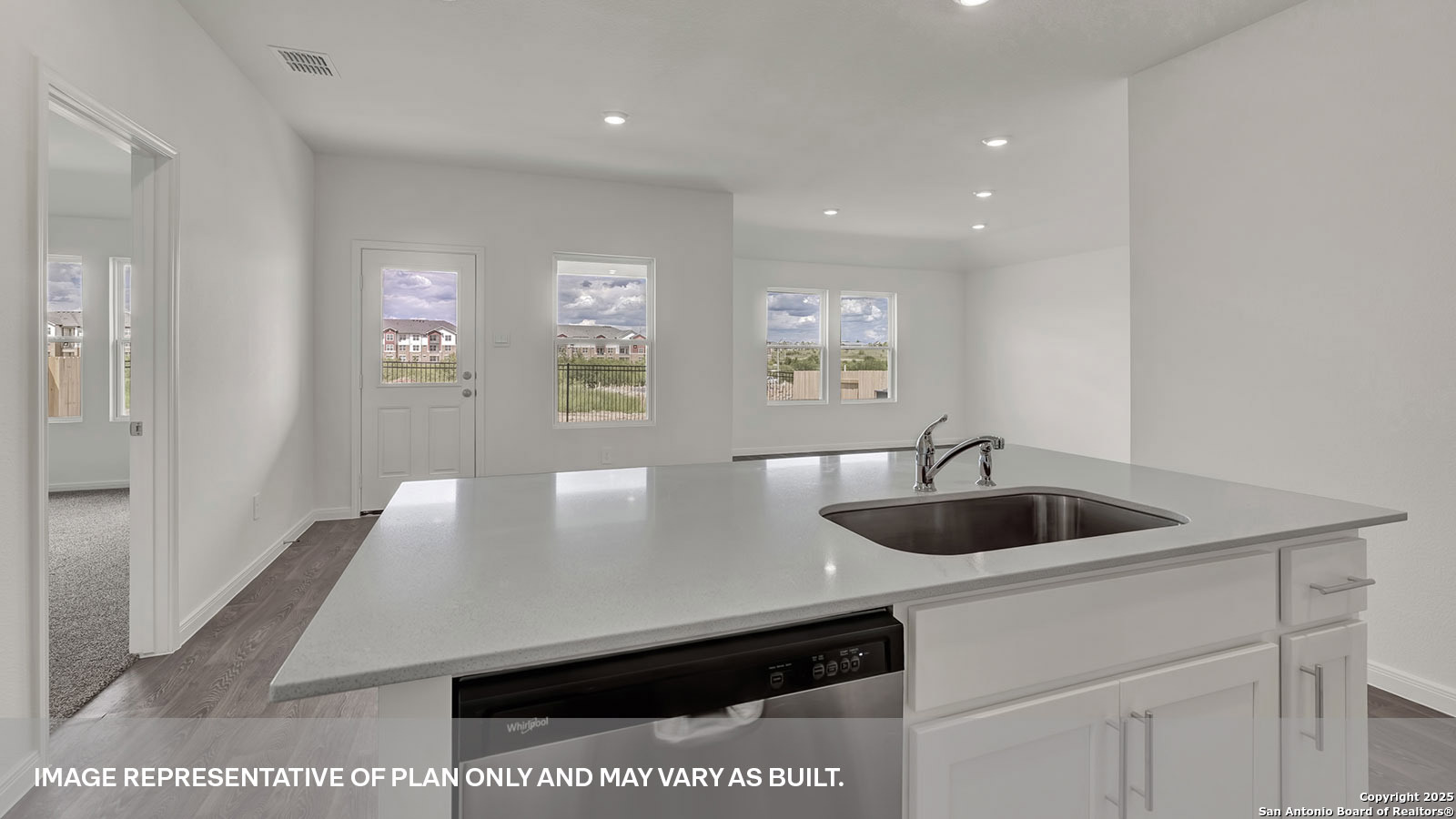 129 South Plains Road San Marcos, TX 78666 - Photo 15 of 36