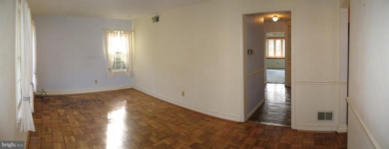 2905 Ivydale Street Silver Spring, MD 20902 - Photo 10 of 16 Living Room