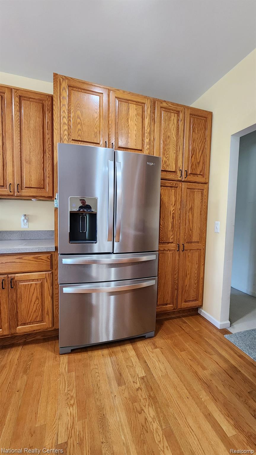 47745 Martz Road Belleville, MI 48111 - Photo 24 of 75 Cabinets galore!