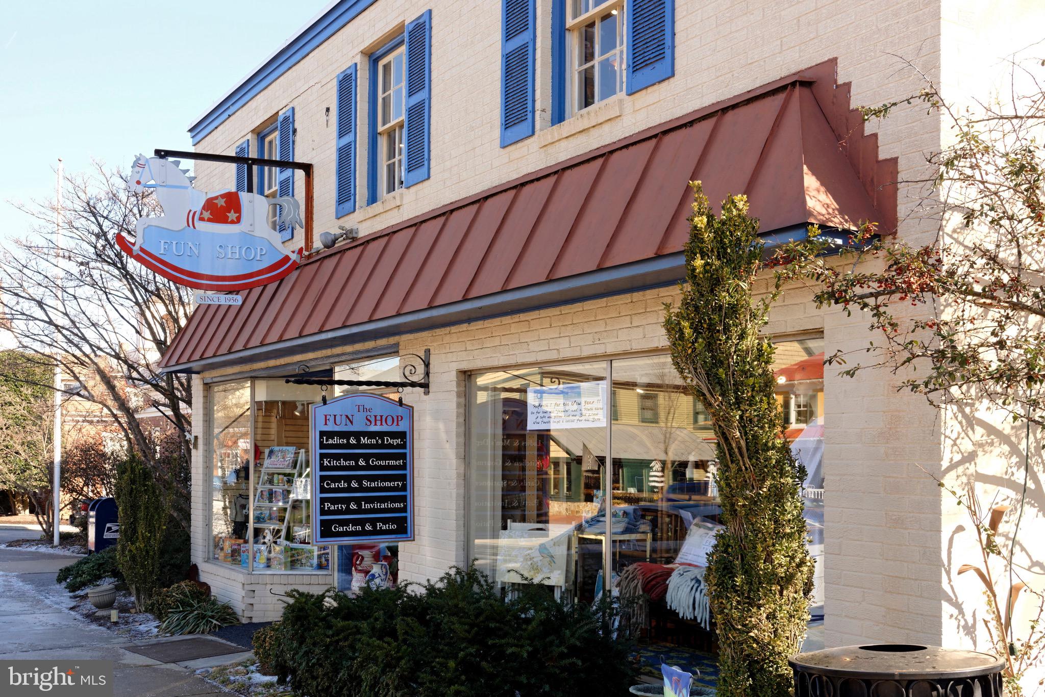 3456 Whiting Road Marshall, VA 20115 - Photo 69 of 69 Wonderful places to shop n Middleburg...