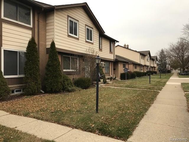 8401 18 18 Mile Road, Unit 27C Sterling Heights, MI 48313 - Photo 1 of 35