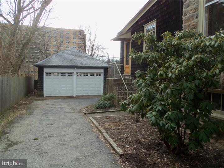 131 Township Line Road Jenkintown, PA 19095 - Photo 23 of 25 Garage