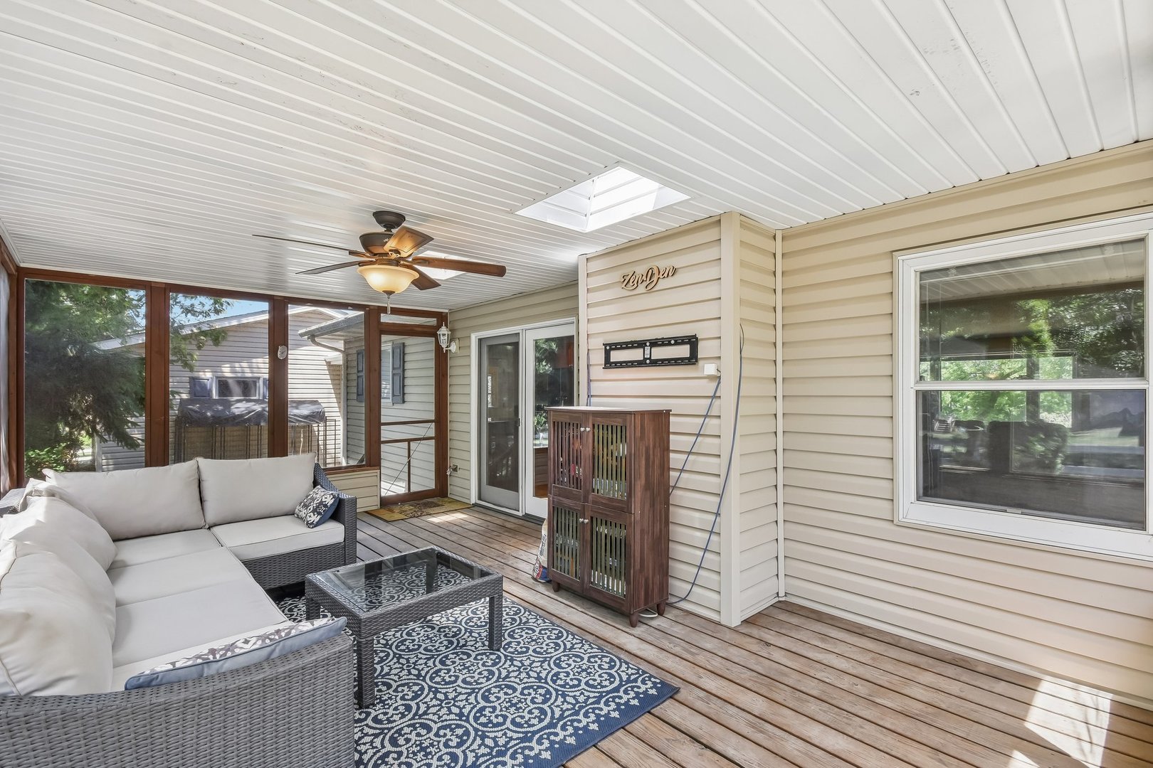 6511 Sands Road Crystal Lake, IL 60014 - Photo 22 of 36