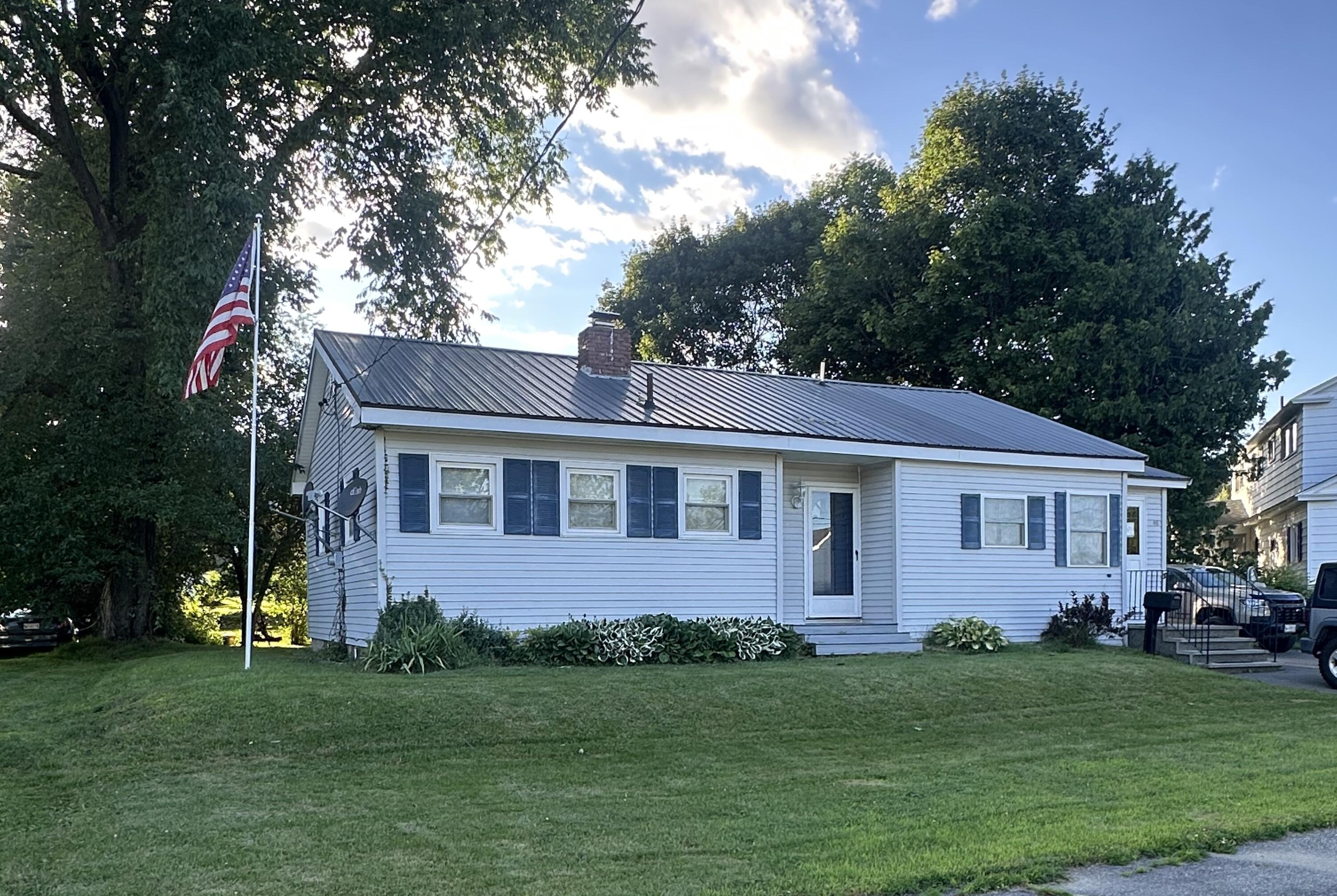48 Beech Street East Millinocket, ME 04430 - Photo 1 of 32 8B5ABDCD-E104-4F55-9F11-3D3DE7A39BC3