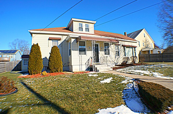 39 Booth Road Methuen, MA 01844 - Photo 1 of 25 Gallery Image 1