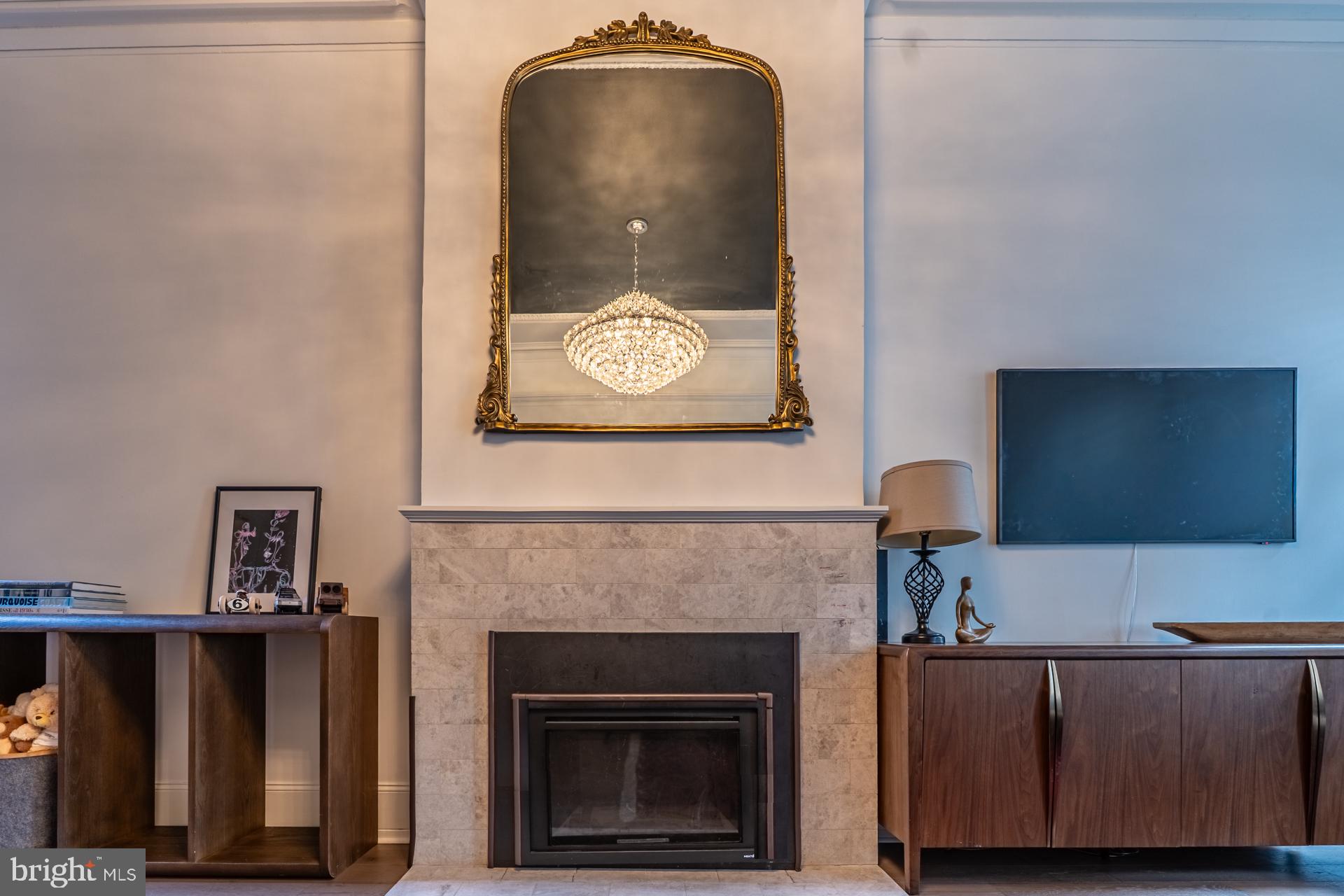 1012 North 5th Street Philadelphia, PA 19123 - Photo 3 of 35