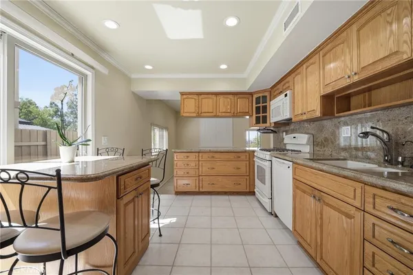 $849,500 | 3051 Marigold Place, Thousand Oaks, CA 91360