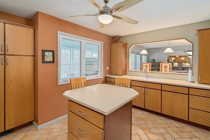 5531 Ellis Road Ypsilanti, MI 48197 - Photo 9 of 43 Kitchen with view to formal dining room