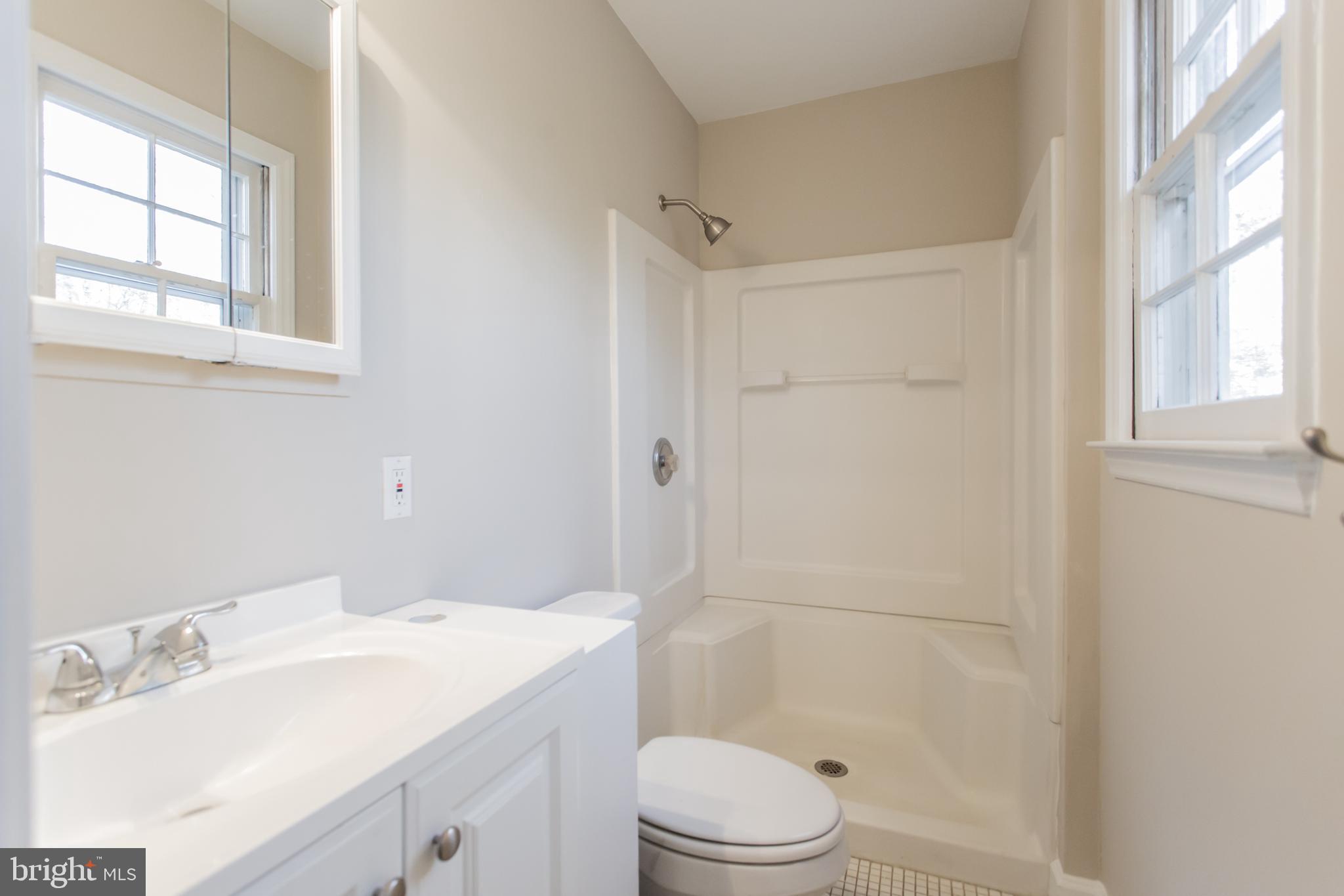 8063 Stillbrooke Road Manassas, VA 20112 - Photo 22 of 28 Bath Full