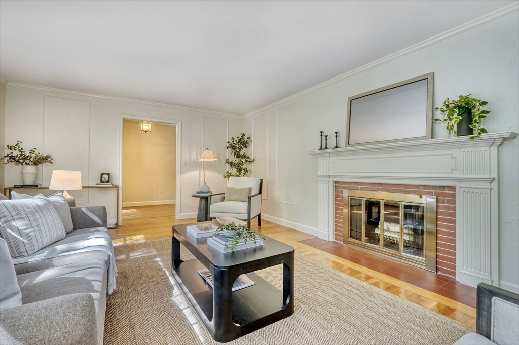15 Goose Pond Road Lincoln, MA 01773 - Photo 5 of 37
