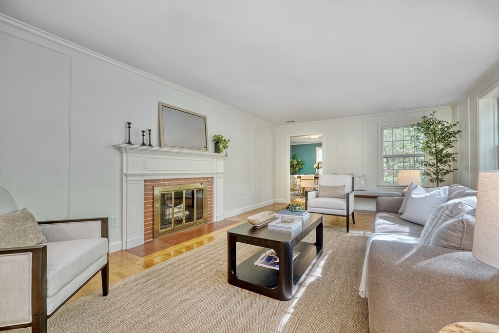 15 Goose Pond Road Lincoln, MA 01773 - Photo 7 of 37