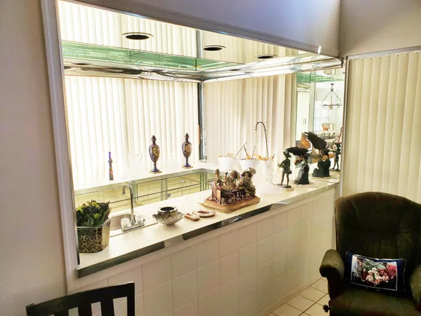 $5,500 | 21742 Club Villa Terrace, Boca Raton, FL 33433