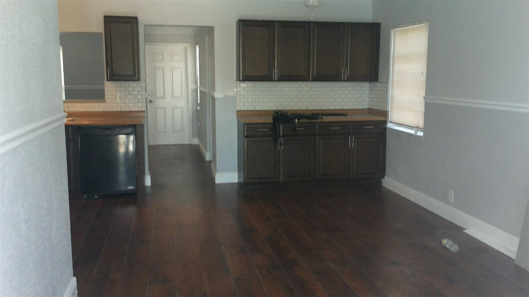 1081 West 27th Street Riviera Beach, FL 33404 - Photo 3 of 7 Photo 3