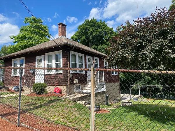 $799,900 | 10 Indiana Court, Newton, MA 02464