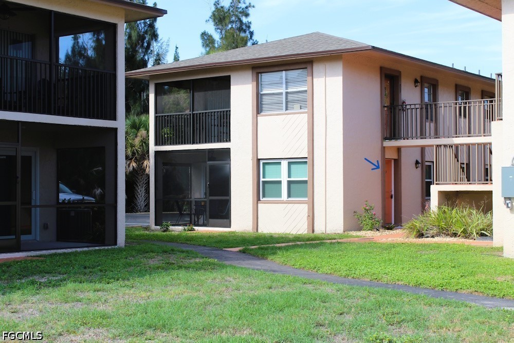 16881 Davis Road, Unit 712 Fort Myers, FL 33908 - Photo 5 of 21